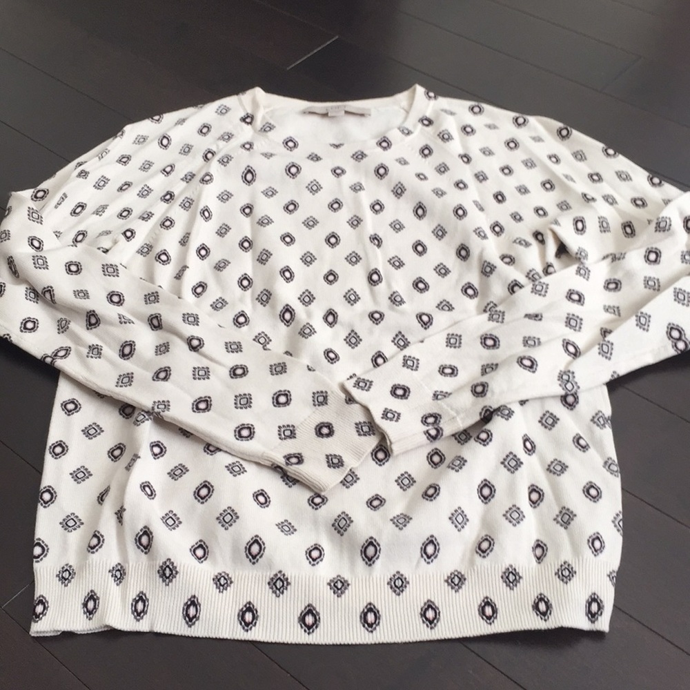 NEVER WORN Ann Taylor LOFT Pattern Sweater